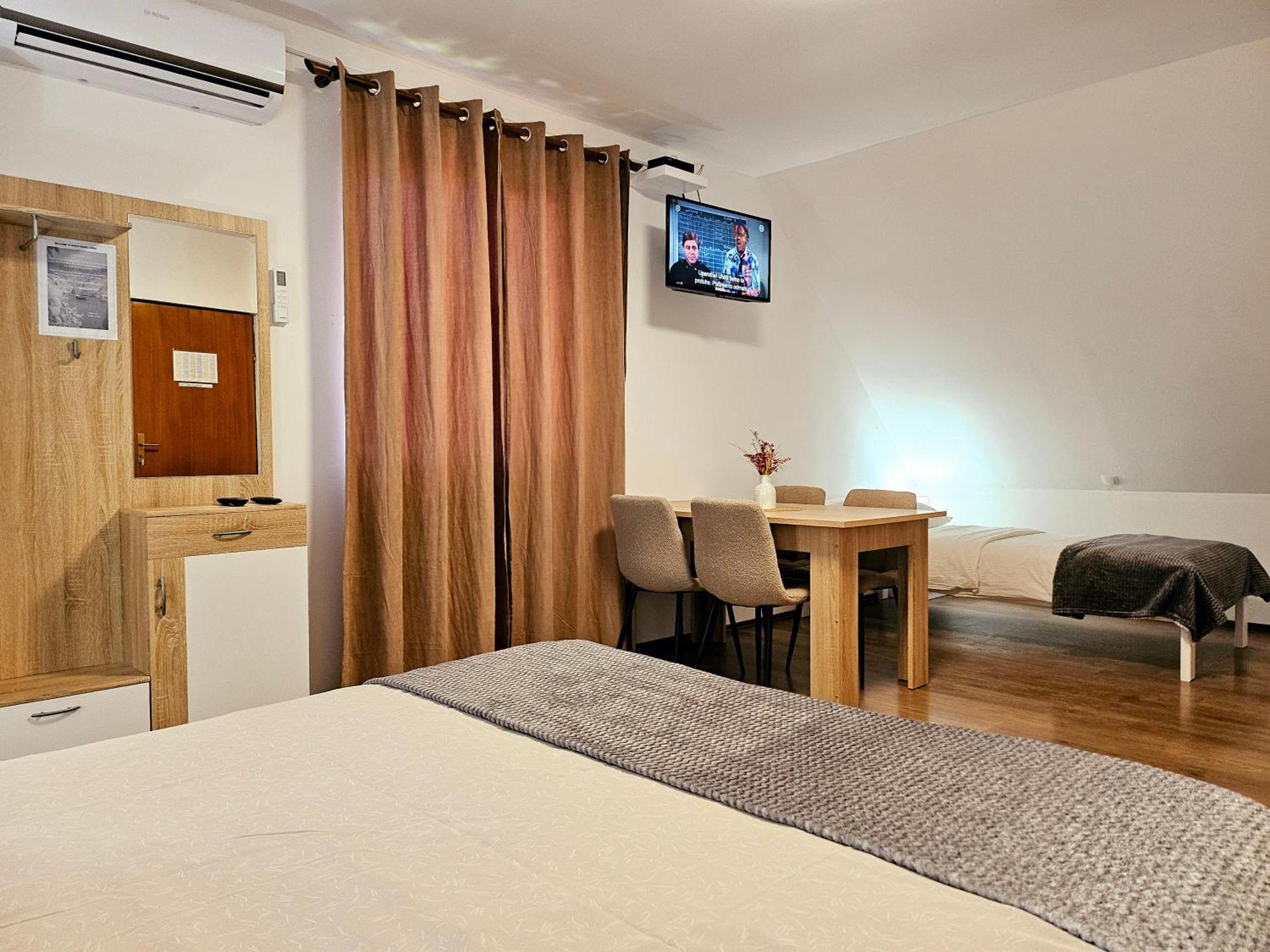 Guest House Lisina بولجاناك المظهر الخارجي الصورة