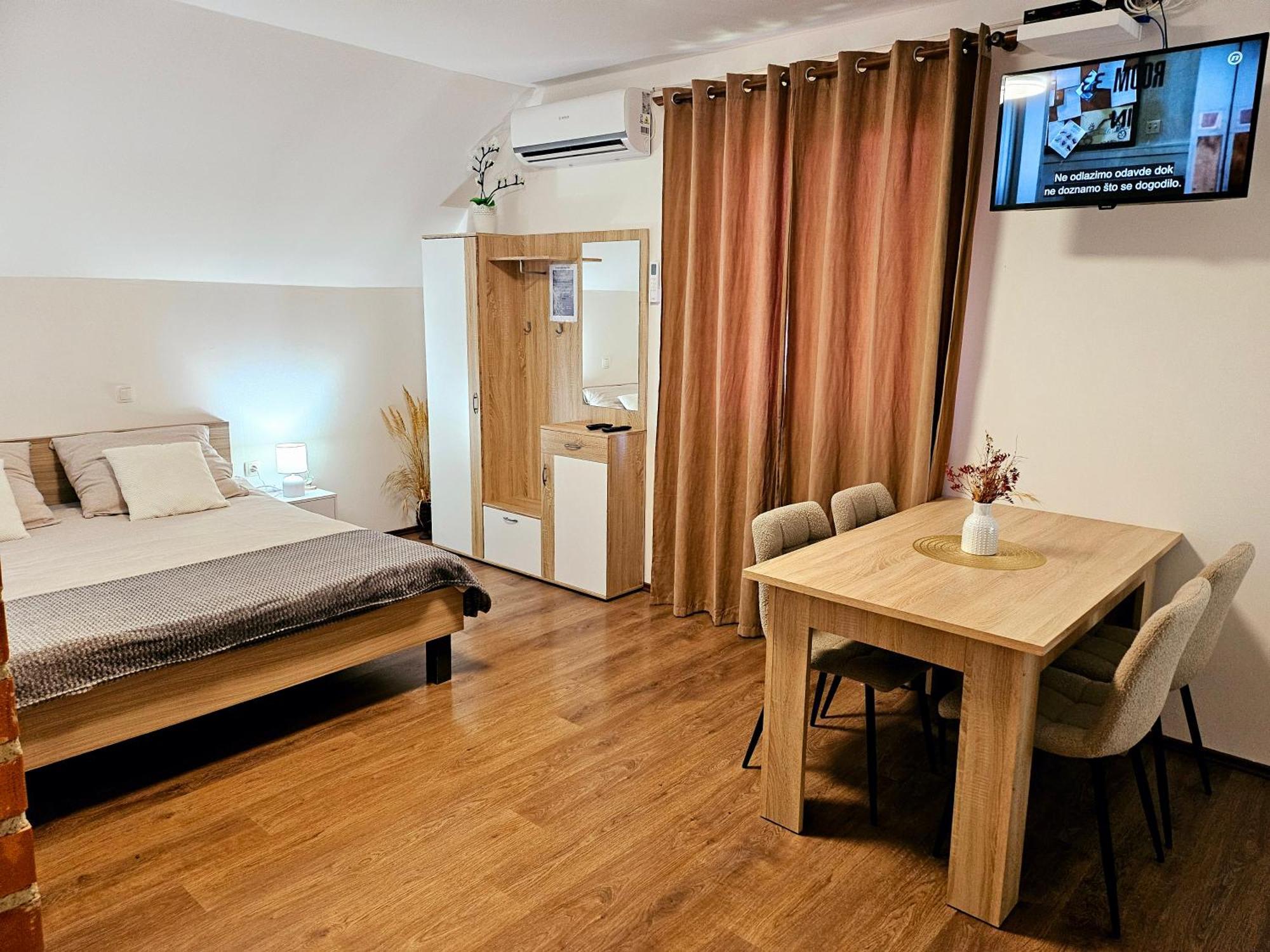 Guest House Lisina بولجاناك المظهر الخارجي الصورة