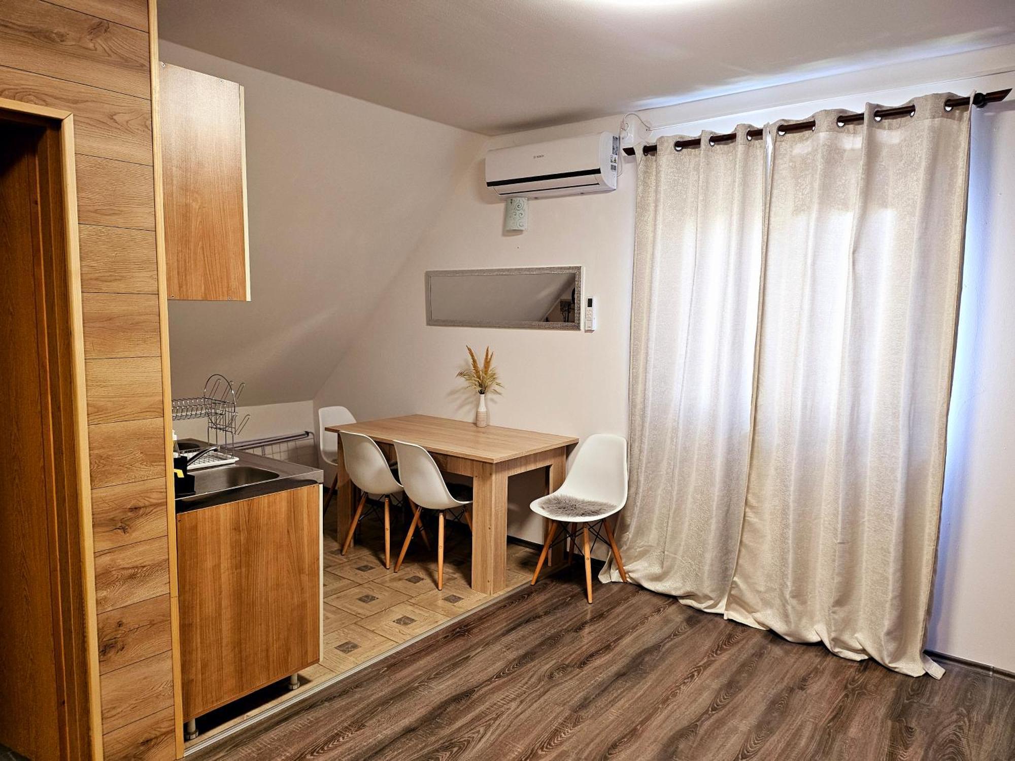 Guest House Lisina بولجاناك المظهر الخارجي الصورة